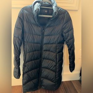 Uniqlo small puff long jacket - great condition